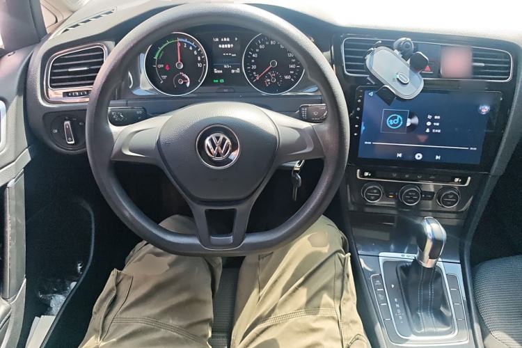 Used Volkswagen Golf Pure Electric 2020 Chari