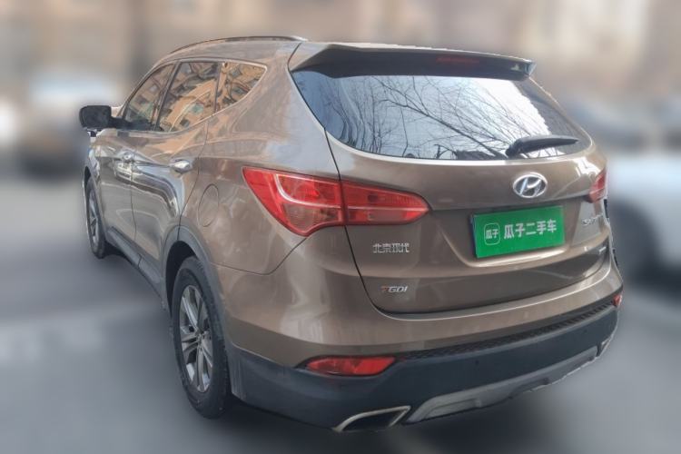 Used Hyundai Santa Fe 2015 2.0T Automatic All-Wheel Drive Smart Version 5 Seats