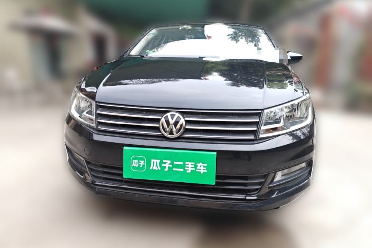 Used Volkswagen Santana 2016 1.6L Manual Comfort Edition Front