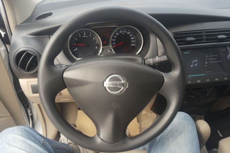 Used Nissan Livina 2015 1.6XE CVT Comfort Edition Steering Wheel