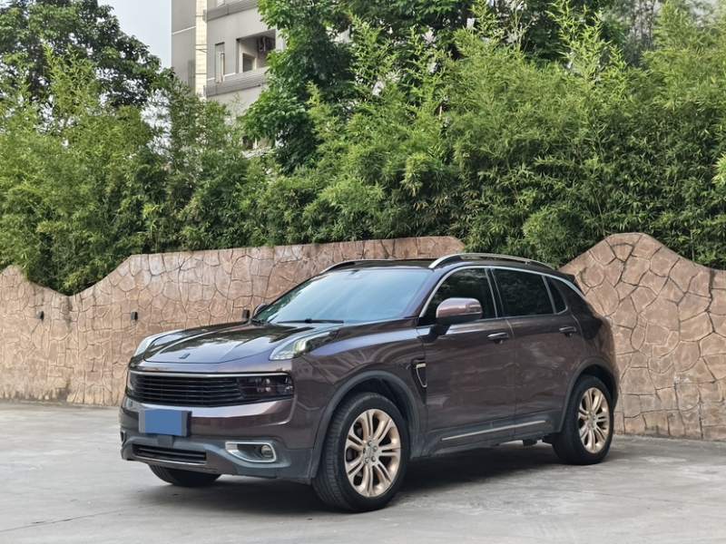 Used Lynk & Co 01 2017 2.0T Two-Wheel Drive Pro Edition — 29
