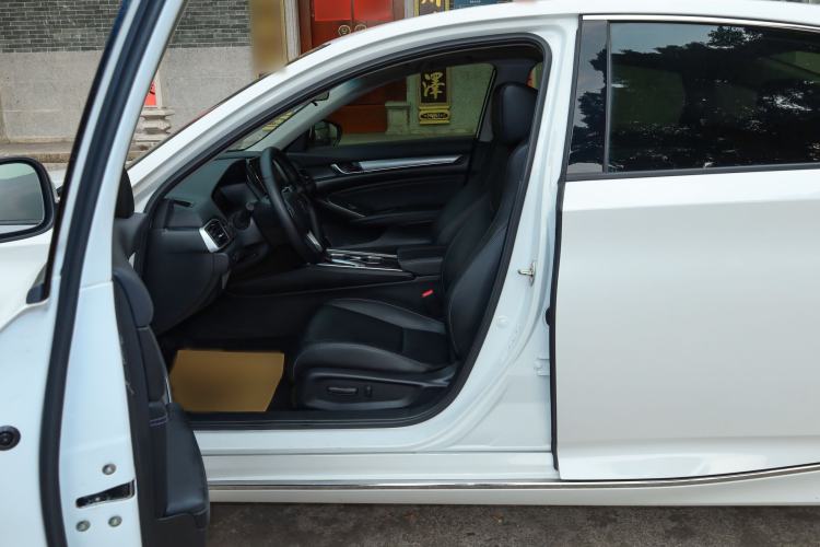 Used Honda Accord 2022 260TURBO Luxury Edition Interior 6