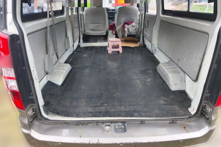 Used Jinbei New Hiace X30L CNG 2023 100L CNG Wealth Edition Bus 6/7 Seats No Air Conditioning SWCC15M
