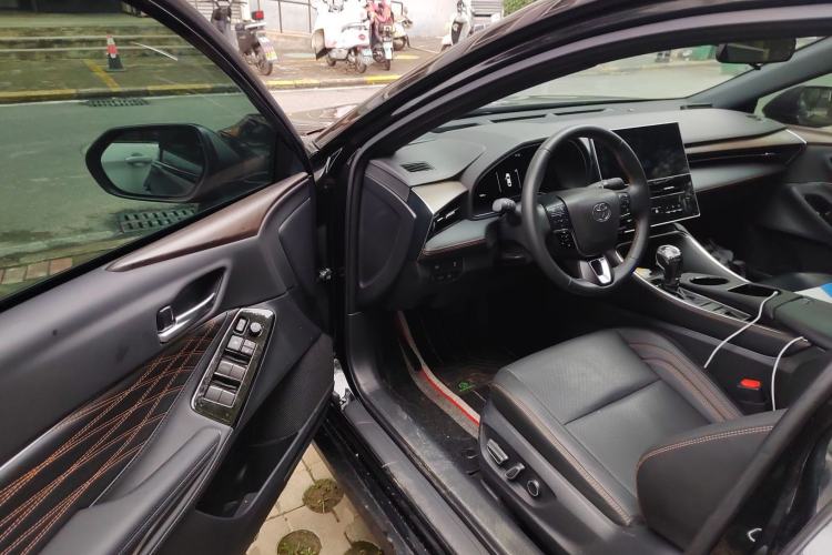 Used Toyota Avalon 2024 2.0L Luxury Edition
