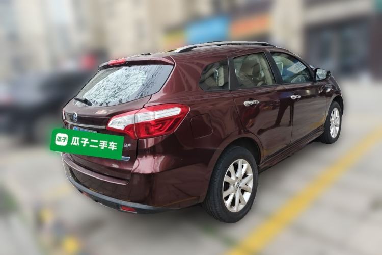 Used Venucia T70 2015 2.0L CVT Smart Edition