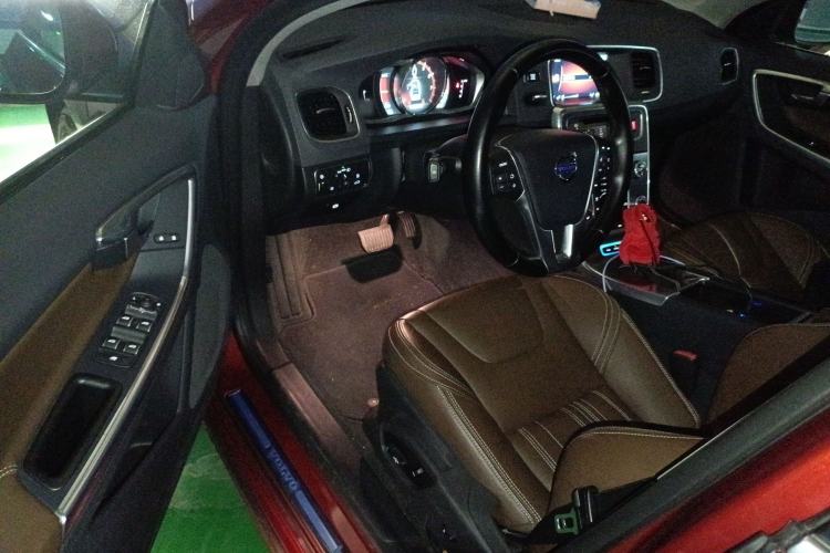 Used Volvo S60 New Energy 2015 S60L E-Drive Hybrid T6 Smart Drive Edition
