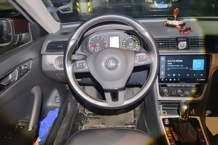 Used Volkswagen Passat 2014 1.8TSI DSG Prestige Edition Steering Wheel