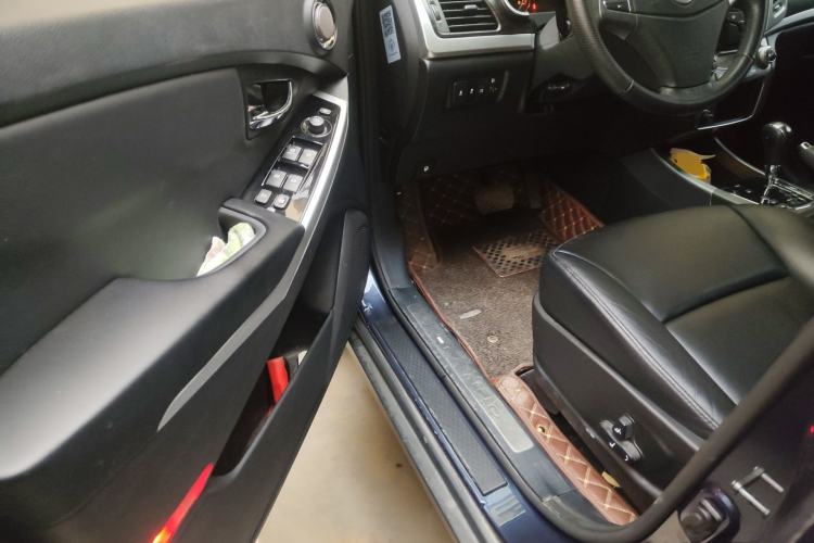 Used SsangYong Korando 2014 2.0L Gasoline 4x4 Automatic Luxury Navigation Edition