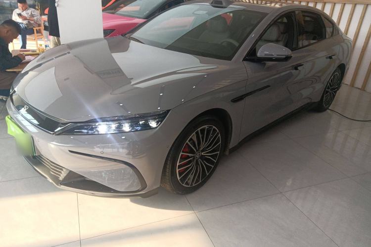 Used BYD Han 2025 EV with 701 km of Laser Radar-Enabled Intelligent Driving