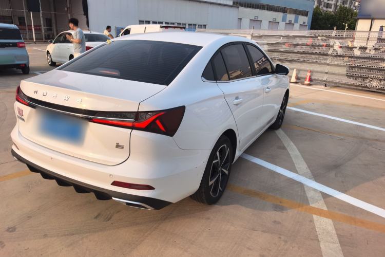 Used Roewe i5 2024 1.5L CVT Luxury Edition