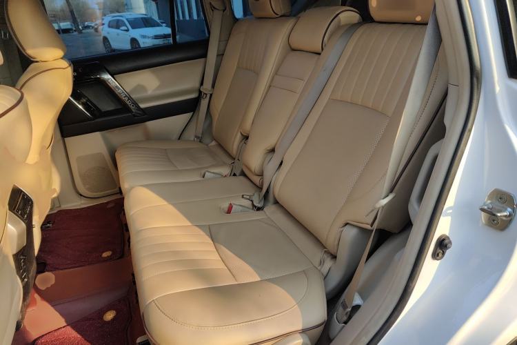 Used Toyota Prado 2010 4.0L Automatic TX-L
