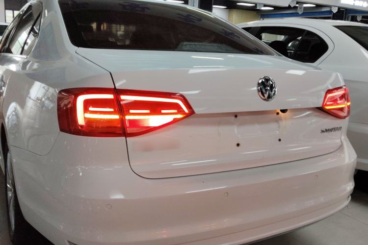 Used Volkswagen Sagitar 2015 1.6L Automatic Comfort Model Rear