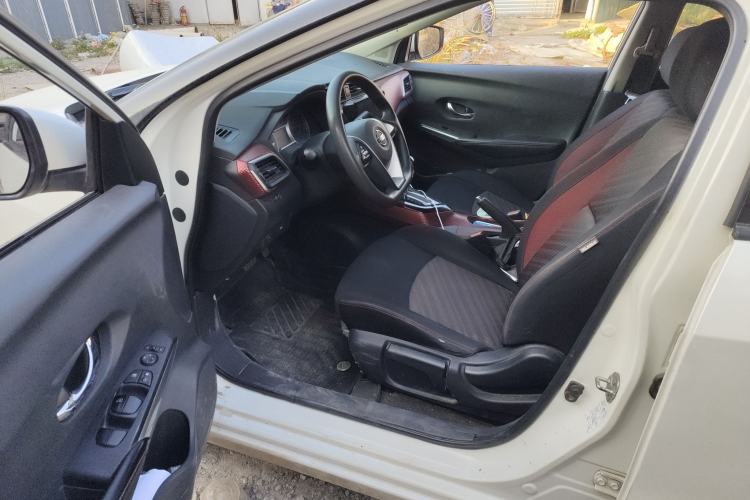 Used Nissan Lannia 2020 1.6L CVT Cool Edition Driver Seat
