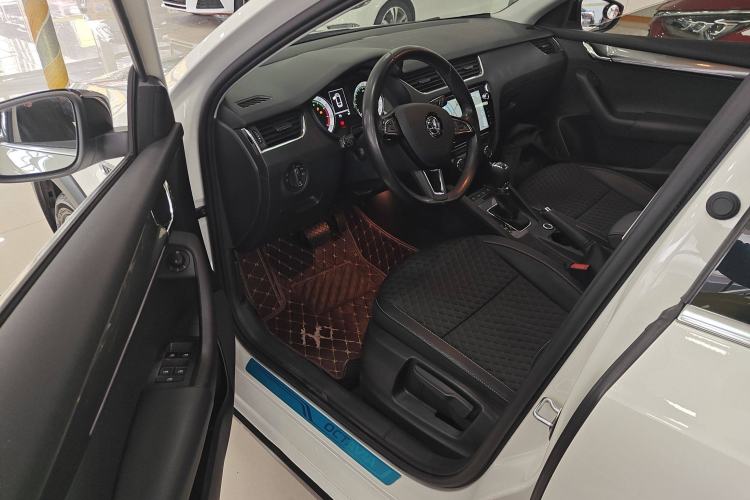 Used Skoda Octavia 2018 Station Wagon TSI280 DSG Luxury Edition