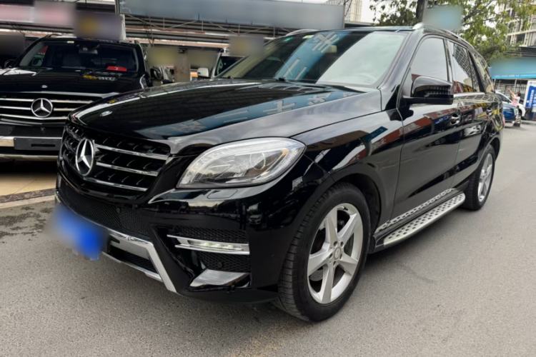Used Mercedes-Benz M-Class 2015 ML 400 4MATIC Dynamic Model Exterior 5