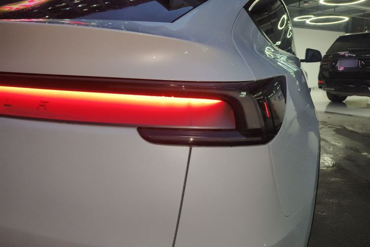 Used Tesla Model Y 2026 Rear-Drive Model
