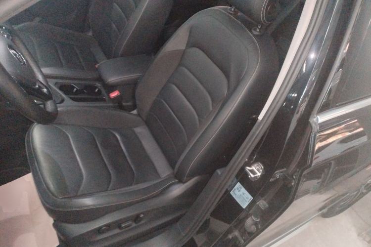 Used Volkswagen Tiguan L 2018 330TSI Automatic Two-Wheel Drive Luxury Edition Left Front Seat