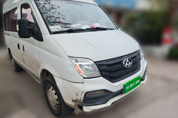 Used SAIC MAXUS Xintu V80 2018 2.5T AMT Aoyuntong Short Wheelbase Mid-Roof 5-6 Seater
