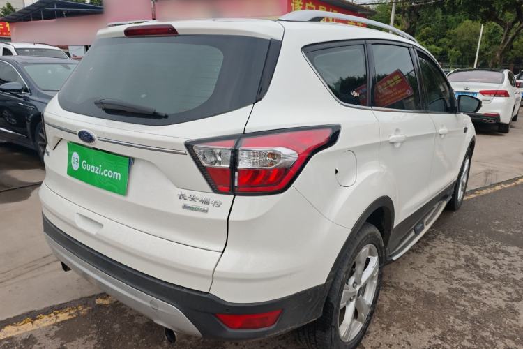Used Ford Kuga 2017 EcoBoost 180 Two-Wheel-Drive Platinum Edition