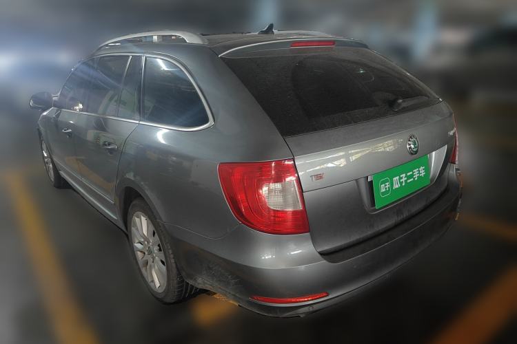 Used Skoda Superb Combi 2014 2.0 TSI Prestige Edition