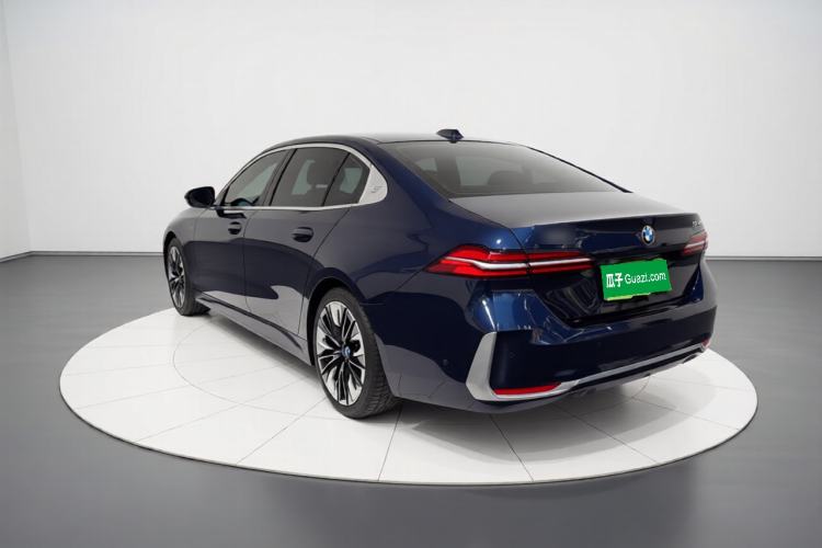 Used BMW 5 Series 2024 530Li Luxury Package Premium Edition
