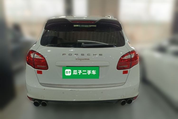 Used Porsche Cayenne 2014 Cayenne Platinum Edition 3.0T Rear