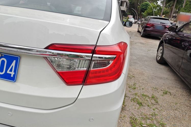 Used Honda Crider 2015 1.8L automatic comfort version Right Rear Taillight