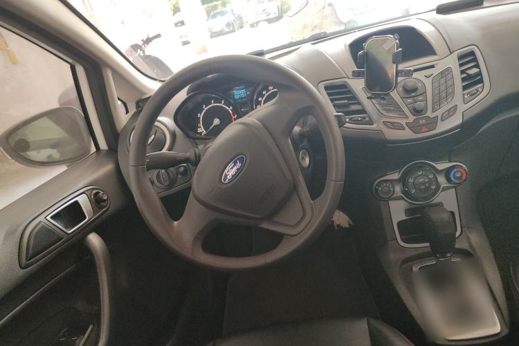 Used Ford Fiesta 2013 Hatchback 1.5L Automatic Fashion Edition Steering Wheel