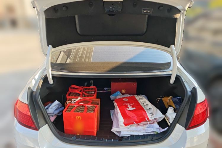 Used BMW 5 Series 2014 525Li Luxury Design Package