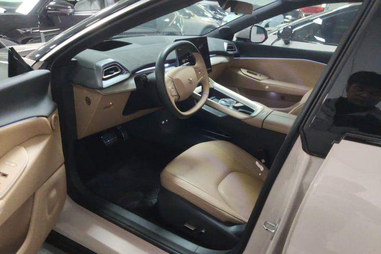 Used ARCFOX Alpha S5 2024 560MAX 185kW