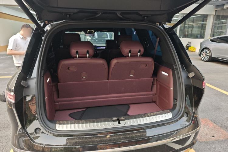 Used Nio ES8 2026 Model 6-seat Executive Signature Edition Trunk