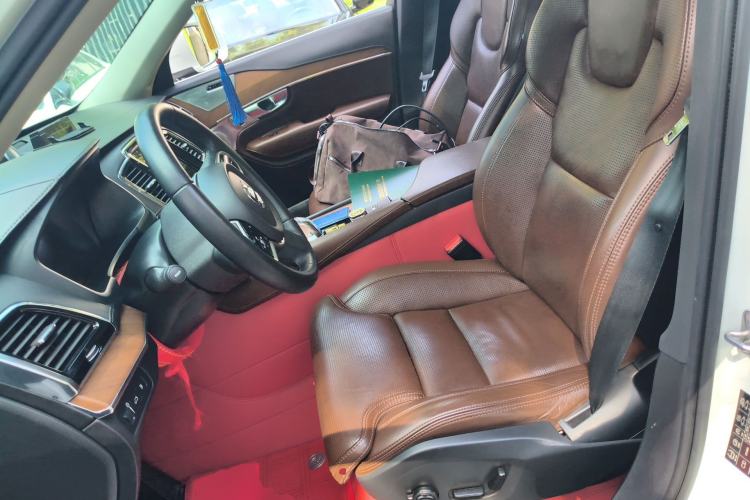 Used Volvo XC90 New Energy 2018 E-Drive Hybrid T8 Prestige 7-Seater Left Front Seat