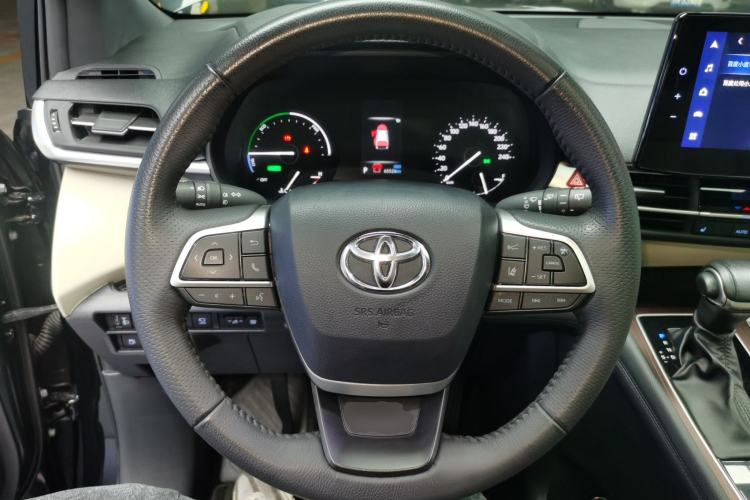 Used Toyota Granvia 2022 2.5L Hybrid Premium Edition Steering Wheel