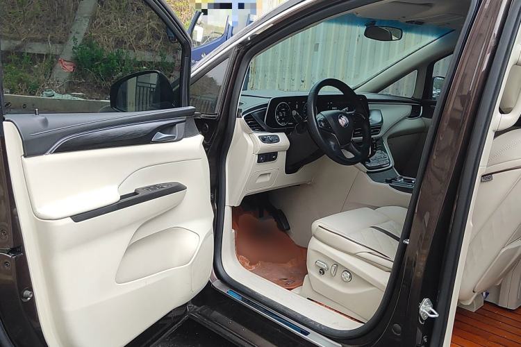 Used Buick GL8 2020 ES Land Cruiser 653T Comfort Edition