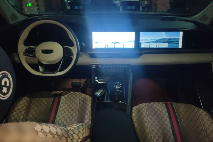 Used Geely Auto Monjaro L 2022 1.5T Leishen Hi·F Plug-in Hybrid Super Xun Center Console