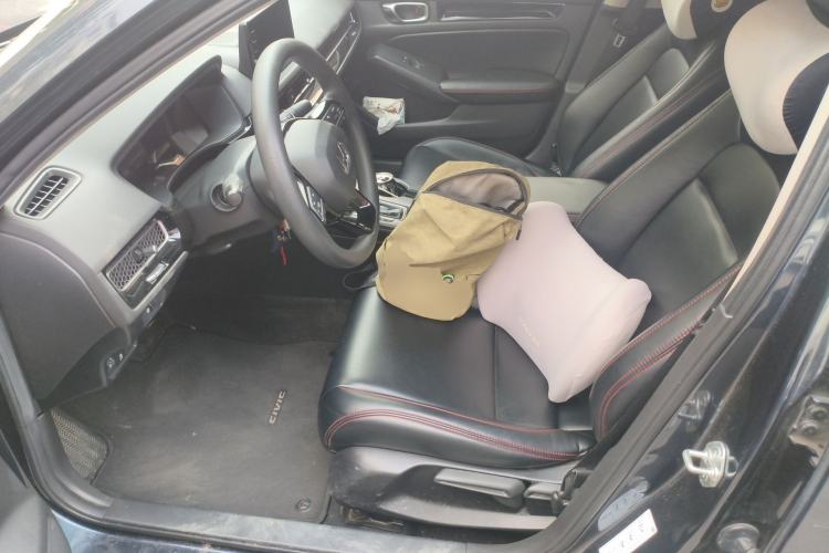 Used Honda Civic 2022 240TURBO CVT Dynamic Edition Left Front Seat