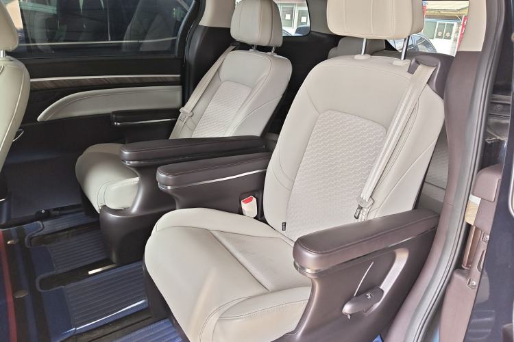 Used GAC Trumpchi M8 2021 Revised Version Lingxiu Series 390T Luxury Edition Left Rear Seat