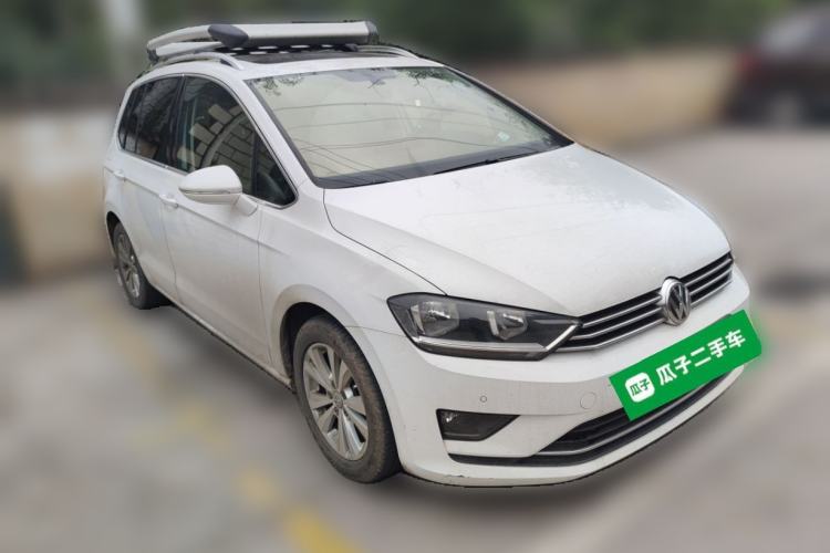 Used Volkswagen Golf Sportsvan 2018 230TSI Automatic Trend Edition Front Right 45 Deg