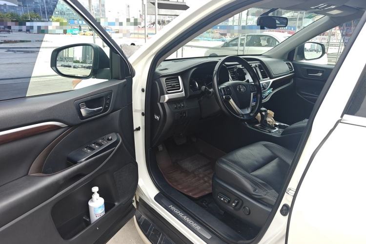 Used Toyota Highlander 2015 2.0T Four-Wheel Drive Ultimate Edition 7-Seater
