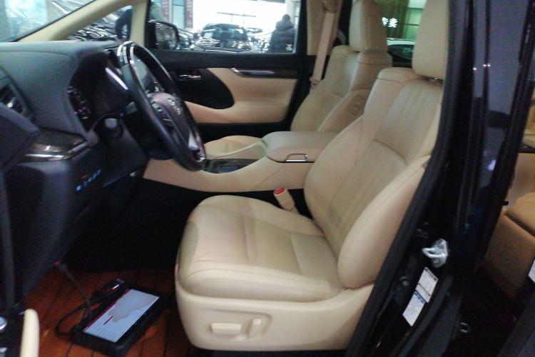 Used Toyota Vellfire 2021 Crown Dual-Engine 2.5L HV Supreme Edition
