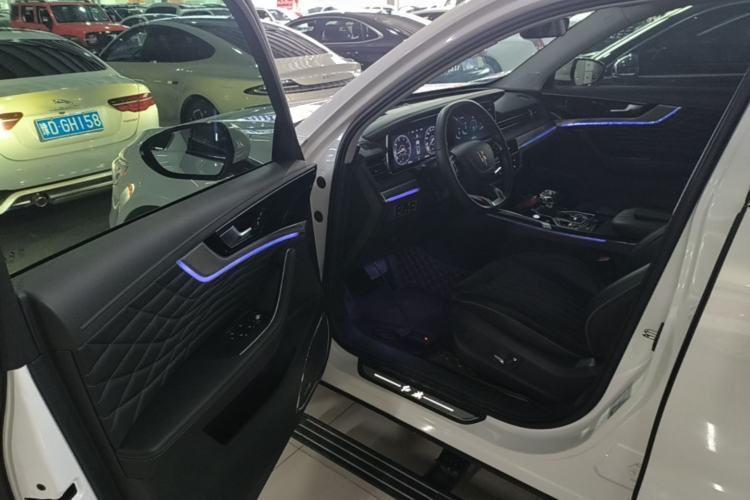 Used Hongqi HS5 2022 Facelifted Version 2.0T Smart Connect Flagship All-Wheel-Drive Edition Driver Seat