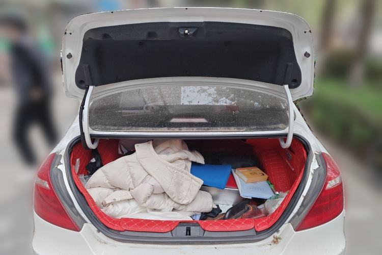 Used Geely Auto Emgrand 2017 Sedan Million Edition 1.5L CVT Upward Version Trunk