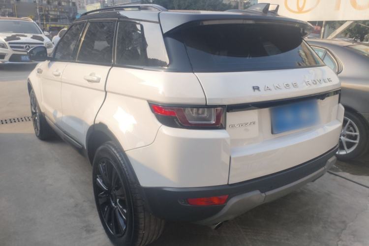 Used Land Rover Range Rover Evoque 2018 240 PS SE Smart Brilliance Edition