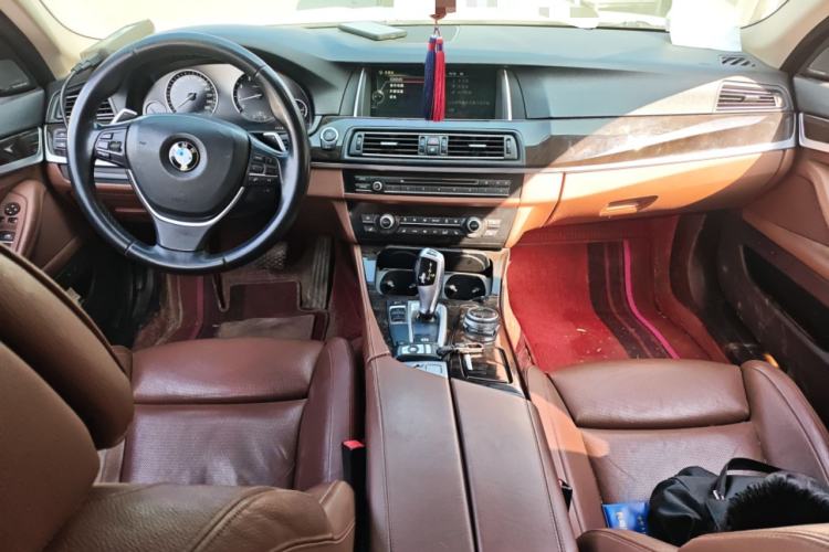 Used BMW 5 Series 2014 535Li Leading Model
