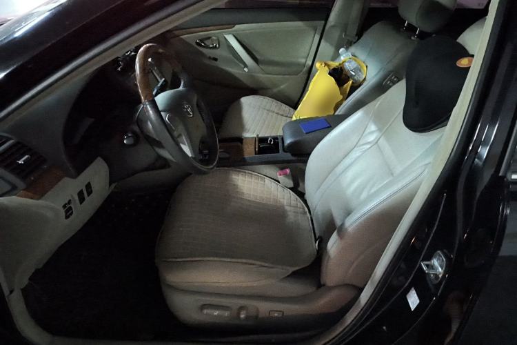 Used Toyota Camry 2011 240G Classic Anniversary Edition Left Front Seat