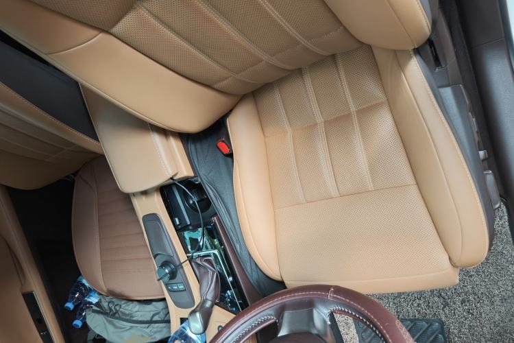 Used Lexus ES 2017 300h Mark Levinson Comfort Edition Left Front Seat