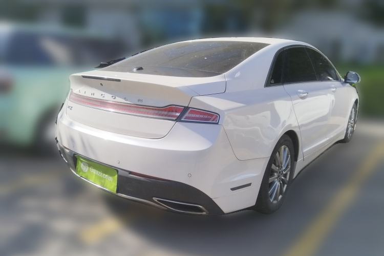 Used Lincoln MKZ 2017 2.0T Luxury Edition Rear Right 45 Deg