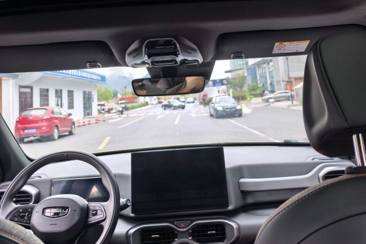 Used Geely Auto Cowboy 2025 1.5TD Fun-Offroad Version Interior 1