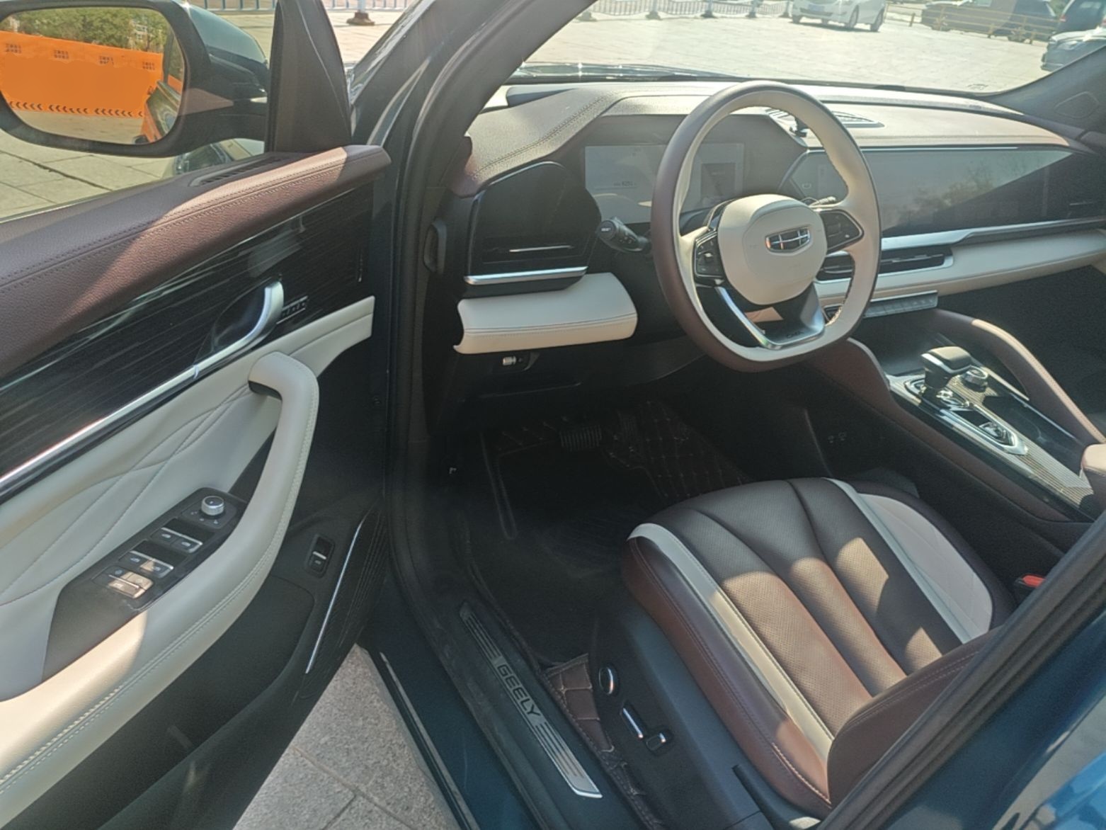 Geely Auto Monjaro L 2021 2.0TD DCT EVO Two-Wheel Drive Prestige Version — снимка 18