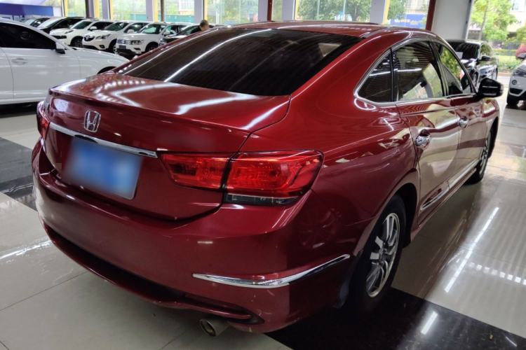 Used Honda Spirior 2015 2.0L Prestige Edition
